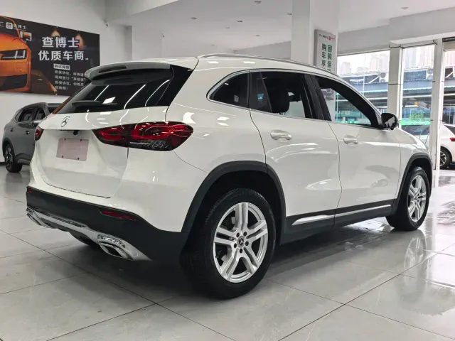 Mercedes-Benz GLA-Class — Фото автомобиля 15