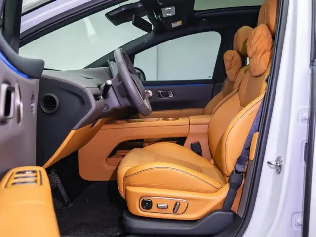 Li Auto i6 — Фото автомобиля 10