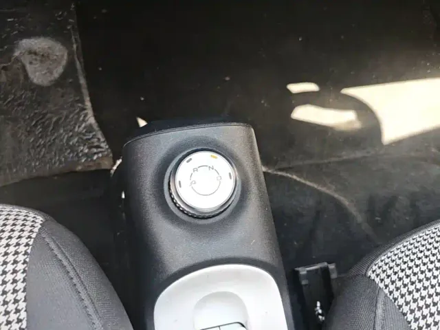 Wuling Hongguang Mini EV — Фото автомобиля 9