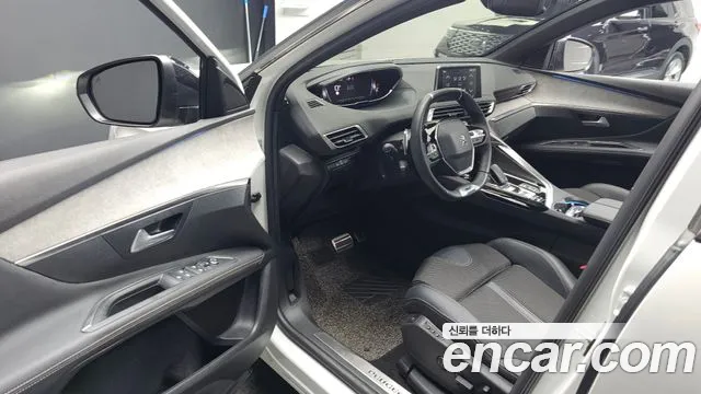 Peugeot 3008 — Фото автомобиля 10