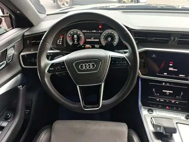 Audi A6L — Фото автомобиля 10