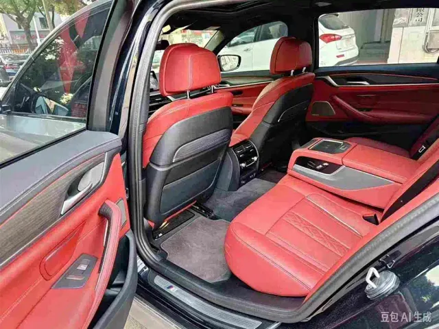 BMW 5 Series — Фото автомобиля 4