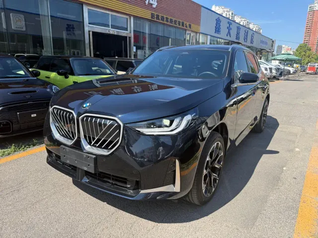 Фотография автомобиля — BMW X3