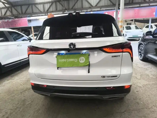 Changan CS75 Plus — Фото автомобиля 3