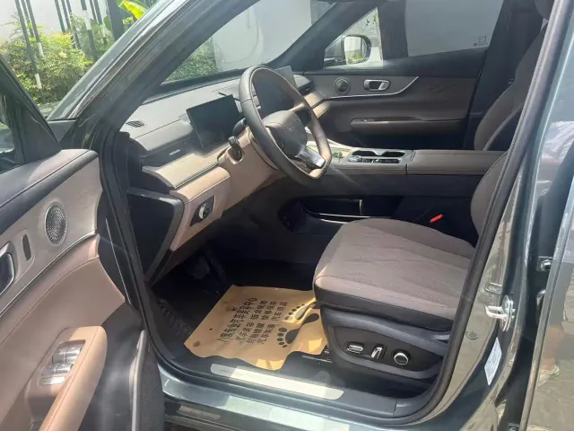 Chery Tiggo 8 PLUS — Фото автомобиля 10