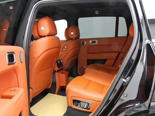 Li Auto L7 — Фото автомобиля 6