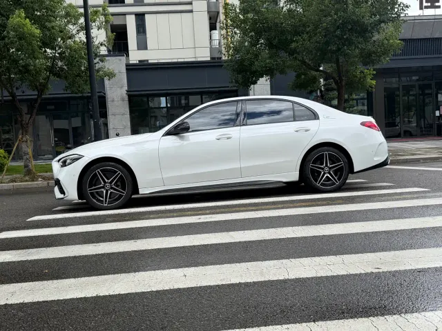 Mercedes-Benz C-Class — Фото автомобиля 5