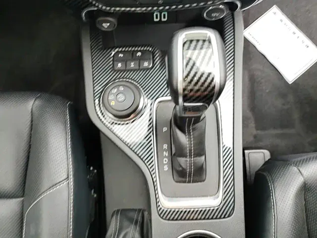 Ford Everest — Фото автомобиля 13