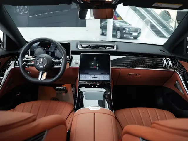 Mercedes-Benz S-Class — Фото автомобиля 5
