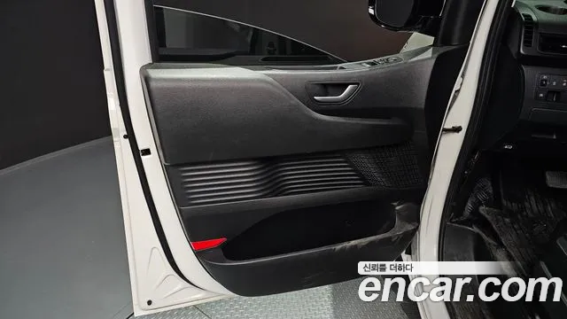 Hyundai Staria — Фото автомобиля 13