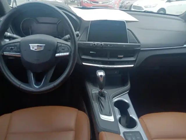 Cadillac CT4 — Фото автомобиля 12