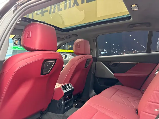 BMW 5 Series — Фото автомобиля 16