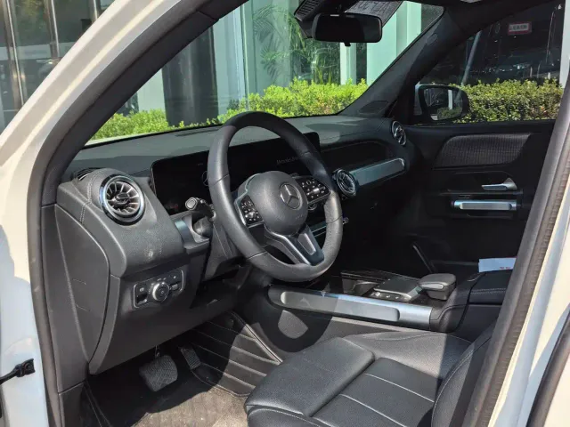 Mercedes-Benz GLB-Class — Фото автомобиля 8