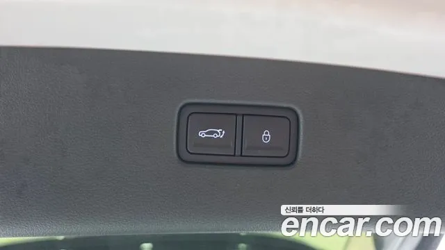 Genesis GV80 — Фото автомобиля 23