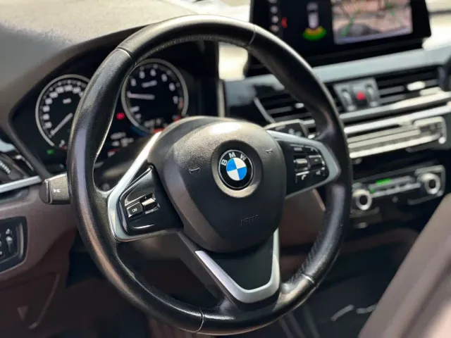 BMW X1 — Фото автомобиля 12