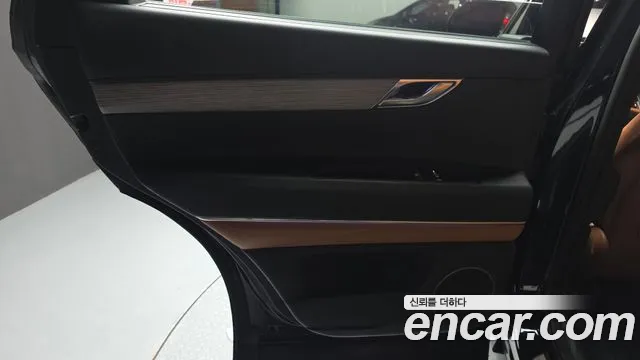 Genesis GV80 2.5T Бензин AWD — Фото автомобиля 25