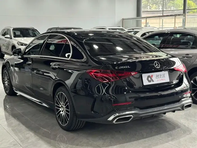 Mercedes-Benz C-Class — Фото автомобиля 6