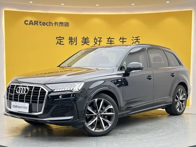 Фотография автомобиля — Audi Q7