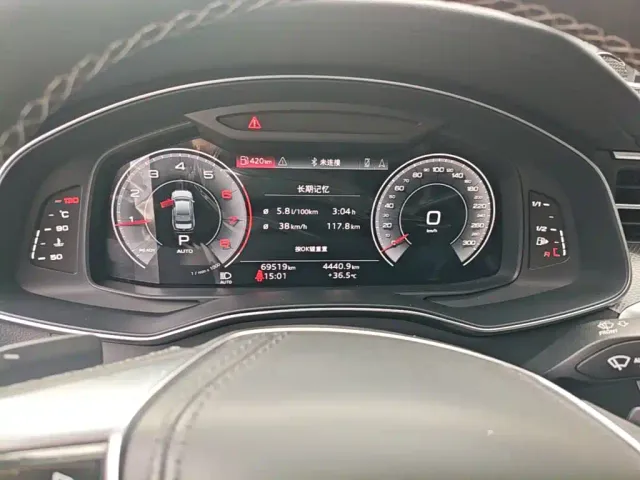 Audi A6L — Фото автомобиля 11