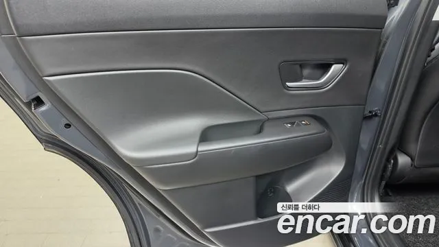 Hyundai Kona SX2 — Фото автомобиля 14