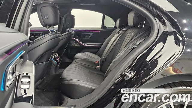 Mercedes-Benz S-Class S-класс W223 — Фото автомобиля 23