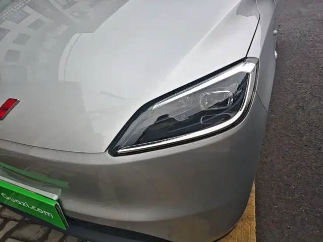 Wuling Hongguang — Фото автомобиля 23