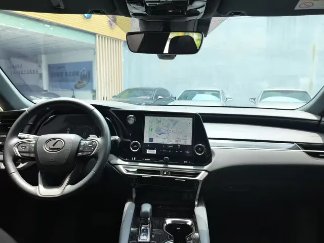 Lexus RX — Фото автомобиля 7