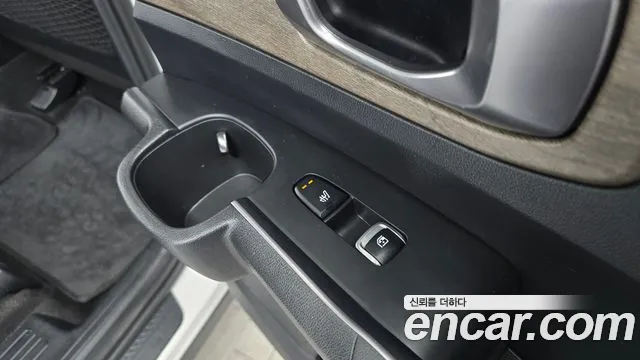 Kia Sorento Sorento 4-е поколение Бензин 2.5T 2WD — Фото автомобиля 19