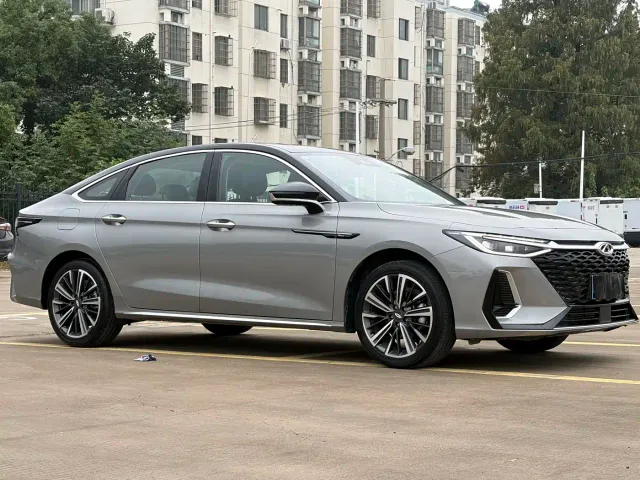 Chery Arrizo 8 — Фото автомобиля 3
