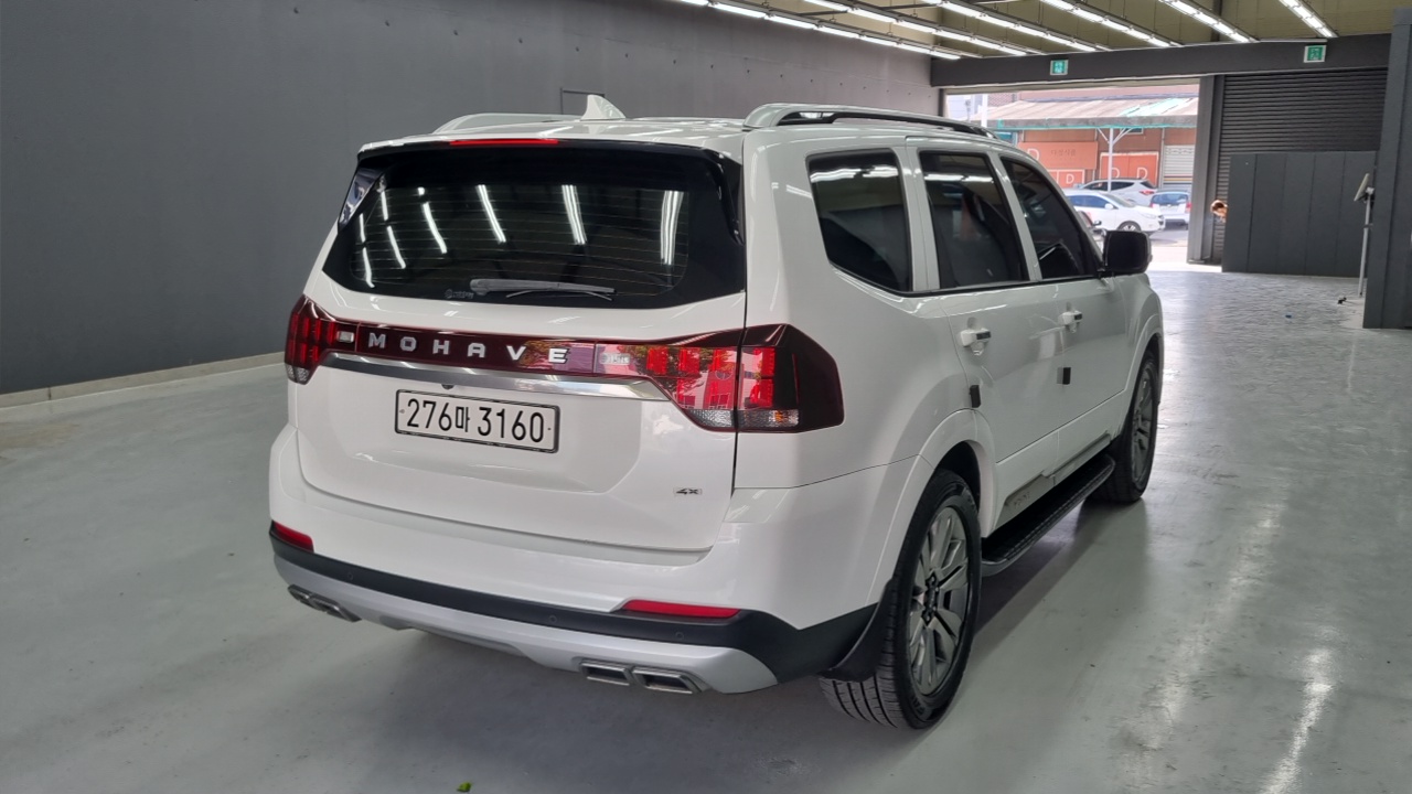 Kia Mohave Mohave The Master Дизель 3.0 4WD 7 мест — Фото автомобиля 2