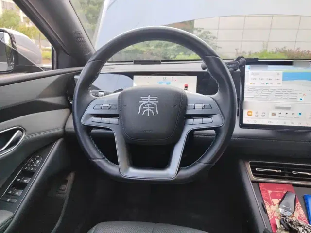 BYD Qin L — Фото автомобиля 6