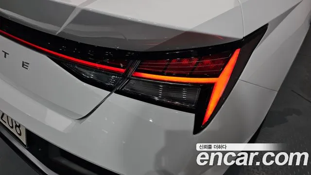 Hyundai AVANTE Новый Avante (CN7) — Фото автомобиля 21