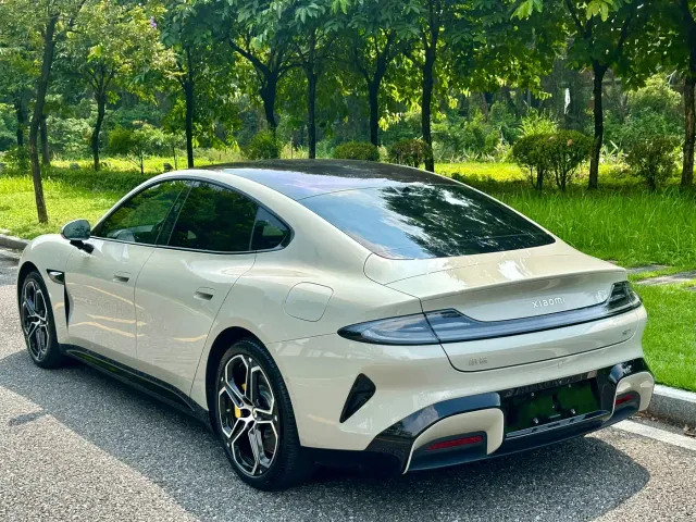 Xiaomi SU7 — Фото автомобиля 4