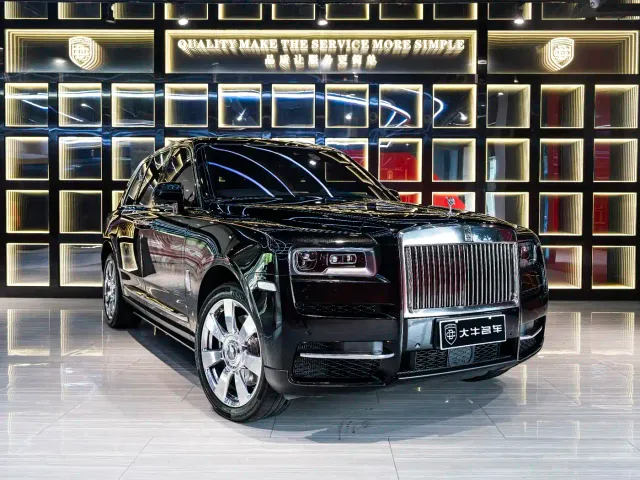 Rolls-Royce Cullinan — Фото автомобиля 3