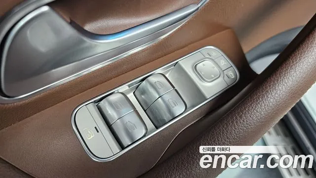 Mercedes-Benz GLE-Class — Фото автомобиля 21