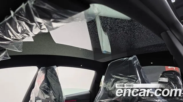 Tesla Model Y — Фото автомобиля 23