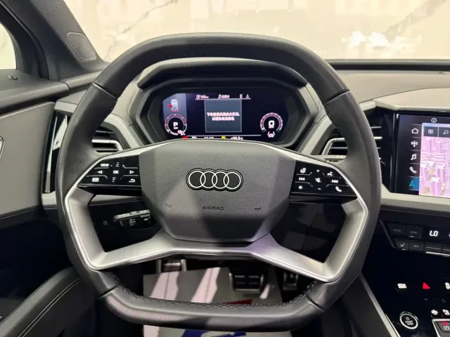 Audi Q5 e-tron — Фото автомобиля 10