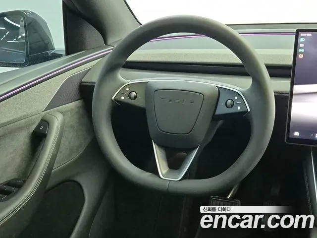 Tesla Model Y — Фото автомобиля 9