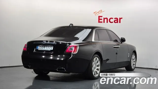 Rolls-Royce Ghost 2nd Gen — Фото автомобиля 2