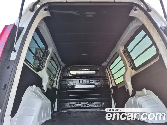 Hyundai Staria — Фото автомобиля 18