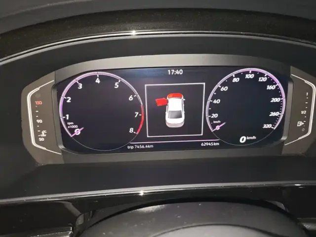 Volkswagen Passat — Фото автомобиля 11