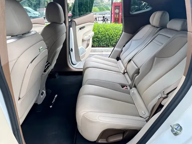 GAC Hyptec HT — Фото автомобиля 14
