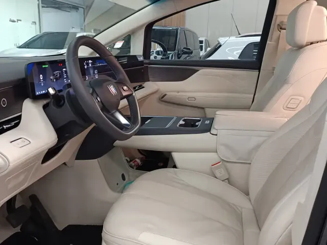 Buick Zhijing Shijia — Фото автомобиля 7