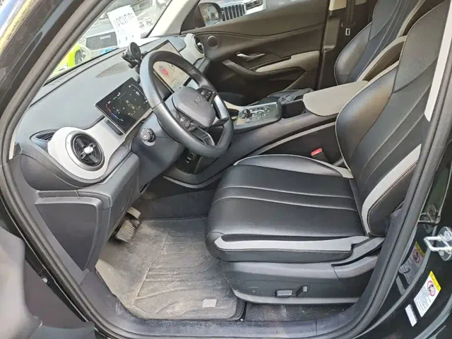BYD Seal 05 DM-i — Фото автомобиля 14