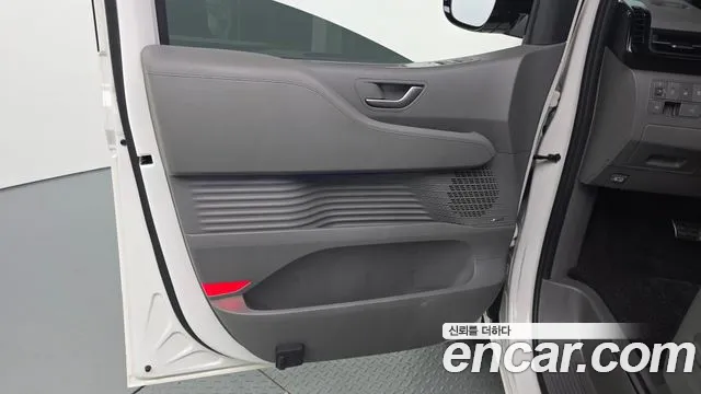Hyundai Staria — Фото автомобиля 13