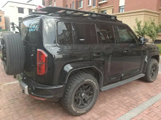 BYD FangChengBao Leopard 5 — Фото автомобиля 3