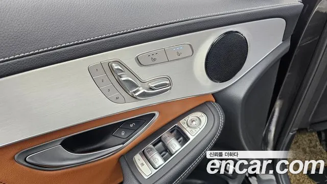 Mercedes-Benz GLC-Class — Фото автомобиля 30