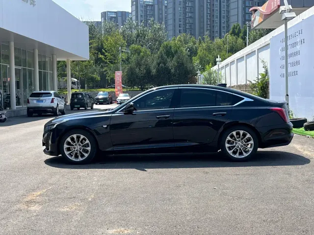Cadillac CT5 — Фото автомобиля 3