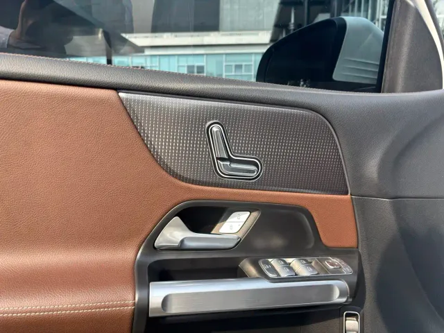 Mercedes-Benz GLB-Class — Фото автомобиля 11