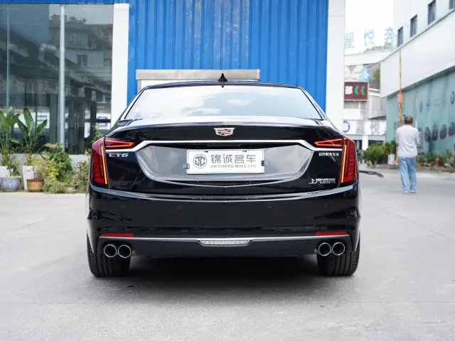 Cadillac CT6 — Фото автомобиля 8